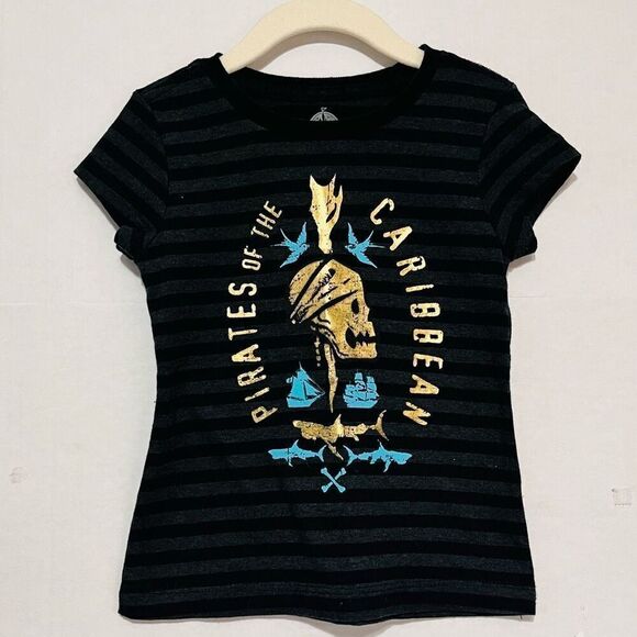 Disney Pirates Of The Caribbean Tee   Girls Size XS 4 - Picture 1 of 3